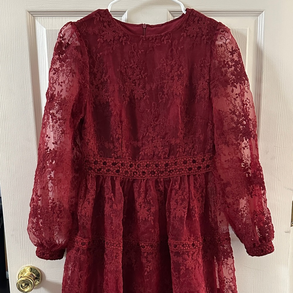 Elegant Burgundy Lace Midi Dress with Long Sleeves